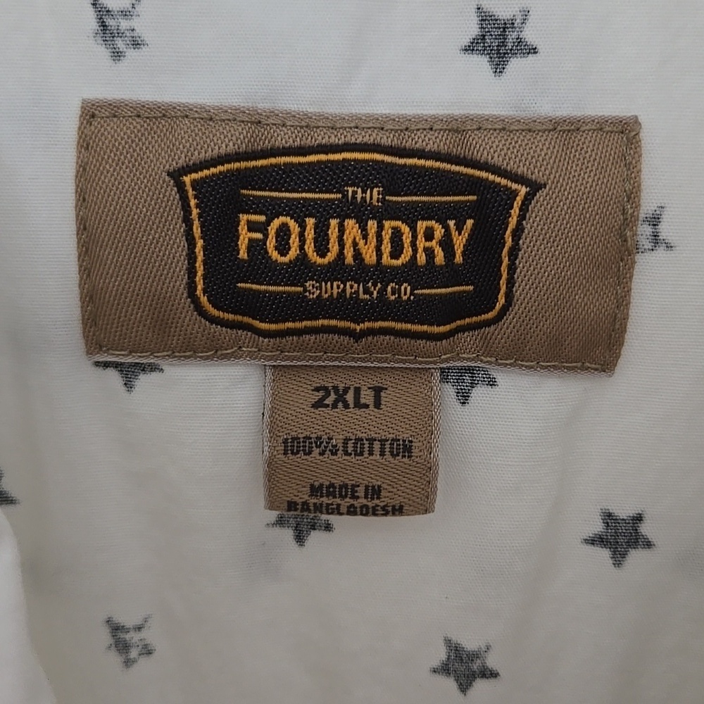 The FOUNDRY SUPPLY CO Men's White w/ Star Patterned Shirt 2XLT For Tall Wear - Picture 2 of 5